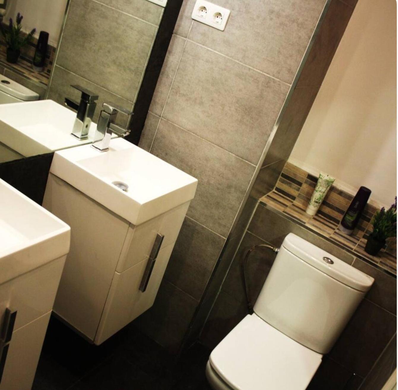 Suite En Apartamento Privado Terraza Centro Bilbao Exterior foto
